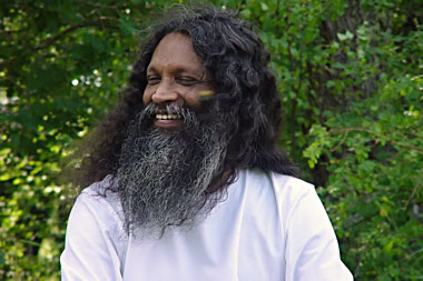 Swami Santhiprasad | Spiritial Yoga Master India. Spiritual leader India. Yoga Guru India. Founder of School of Santhi Yoga School in Kerala, South India