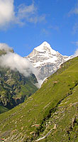 18 days pilgrimage in Gangotri, Jamunotri, Badrinath, Ramjhula, Laksmanjhula, Kedarnath, Jyorthirmatt, Hardiwar, Vasishta Gupha, Sri Neelakant, Rishikesh in Himalayas, North India, with Santhi, Swami Santhiprasad, School of Santhi, Trivandrum, Kerala, South India. Copyright School of Santhi - All rights reserved.